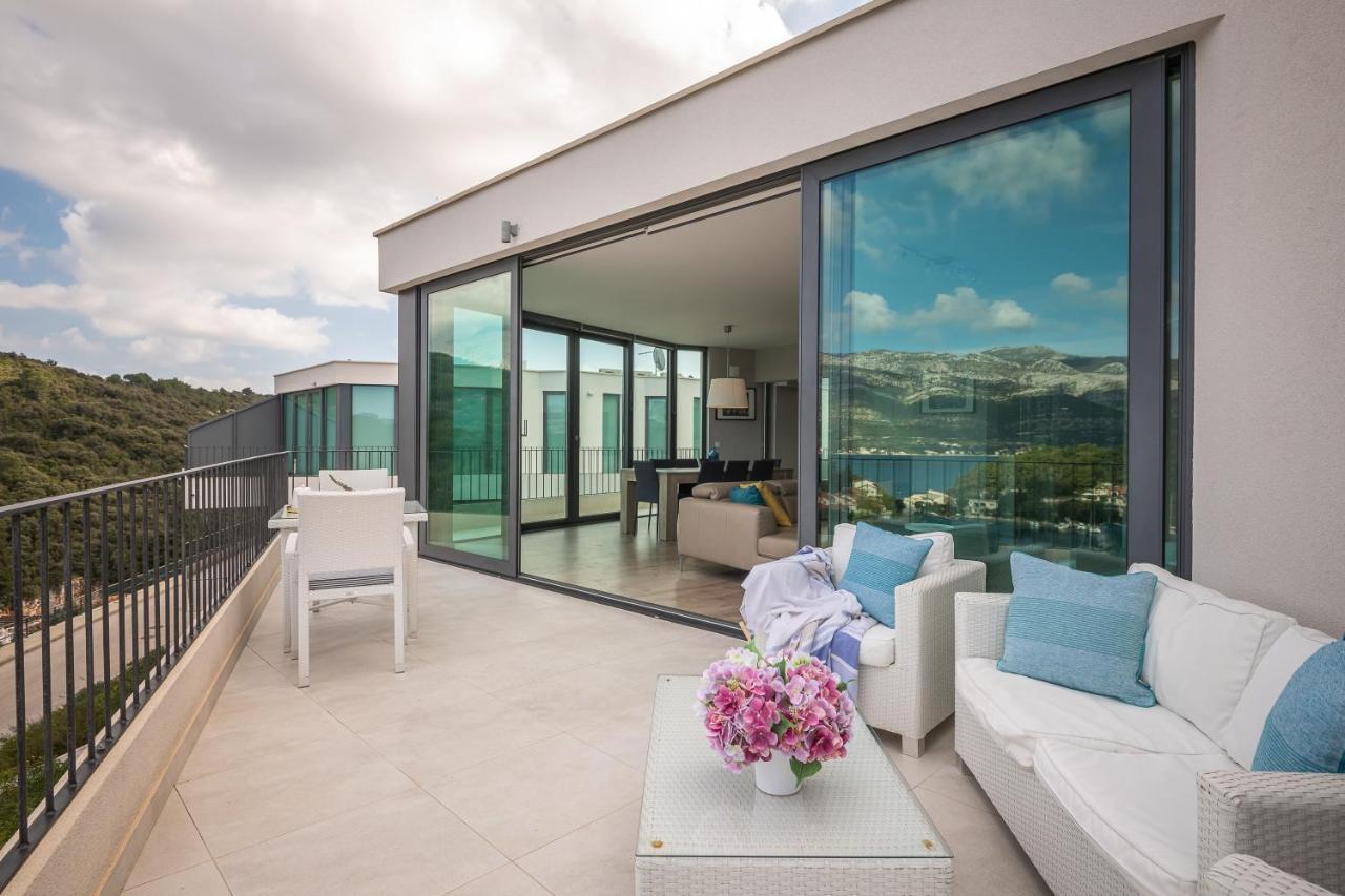 Green Hill Penthouse Apartment Zrnovo Dış mekan fotoğraf